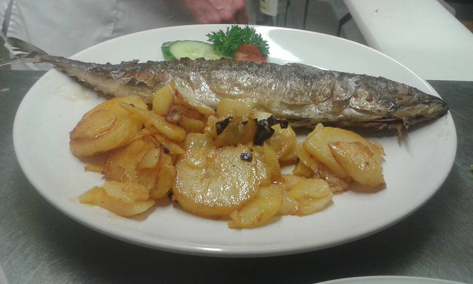 Grillspezialitäten und Fisch